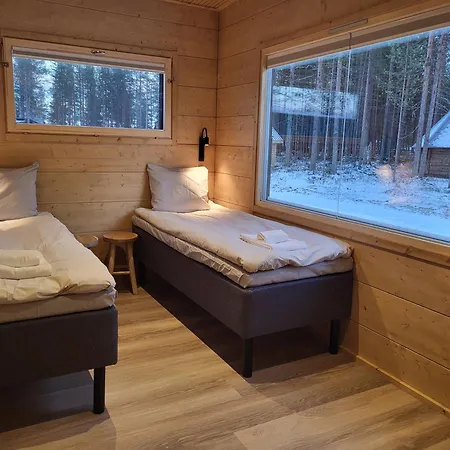 Hossan Lumo Kamp alanı 3*